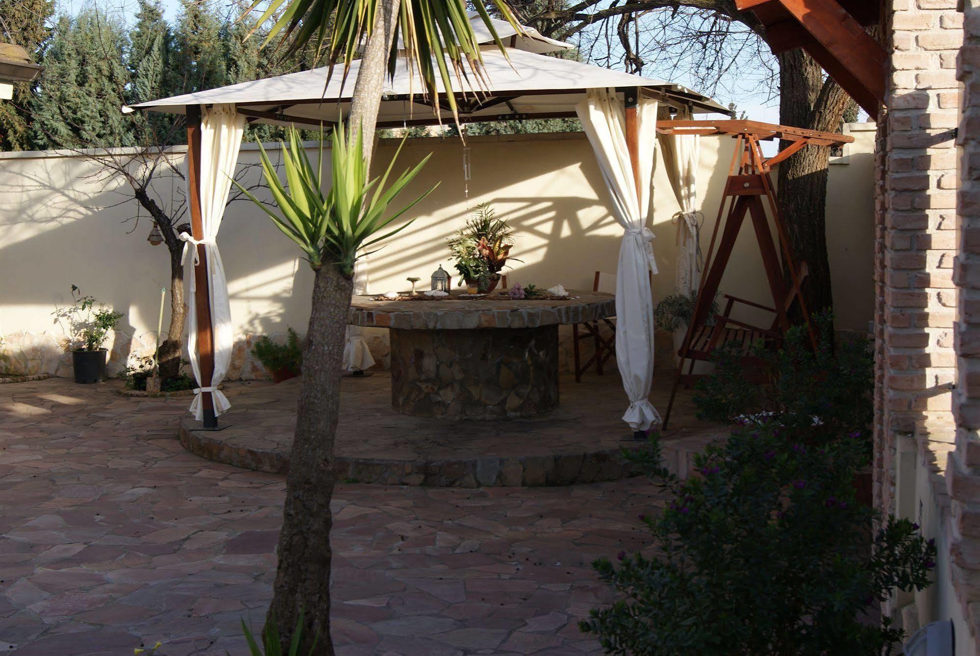 Bed and Breakfast Gentarrubia Capoterra Exterior foto
